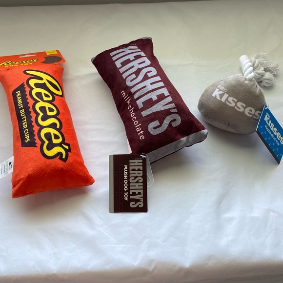 Dog Toys, set of three plushies.  Brand New with tags. Hershey/Reeses and Kiss. - Picture 11 of 11